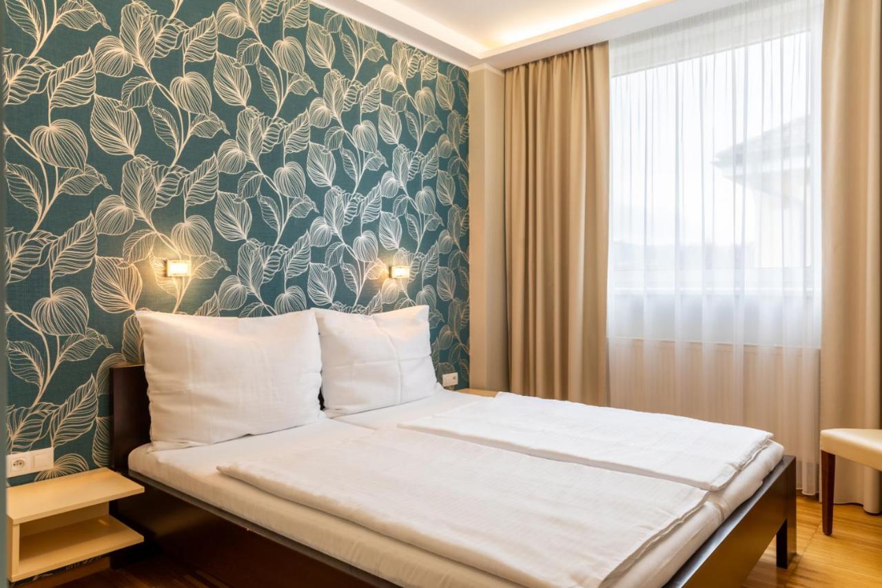 Hotel Abacie & Wellness Валашске-Мезіржічі Екстер'єр фото