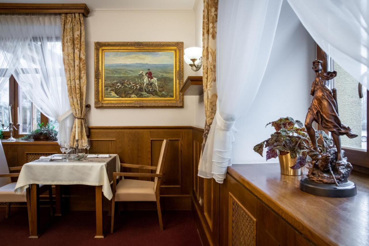 Hotel Abacie & Wellness Валашске-Мезіржічі Екстер'єр фото