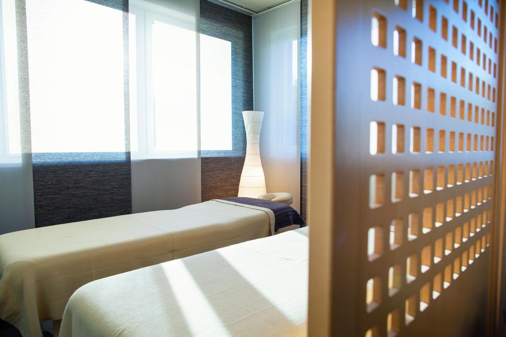 Hotel Abacie & Wellness Валашске-Мезіржічі Екстер'єр фото